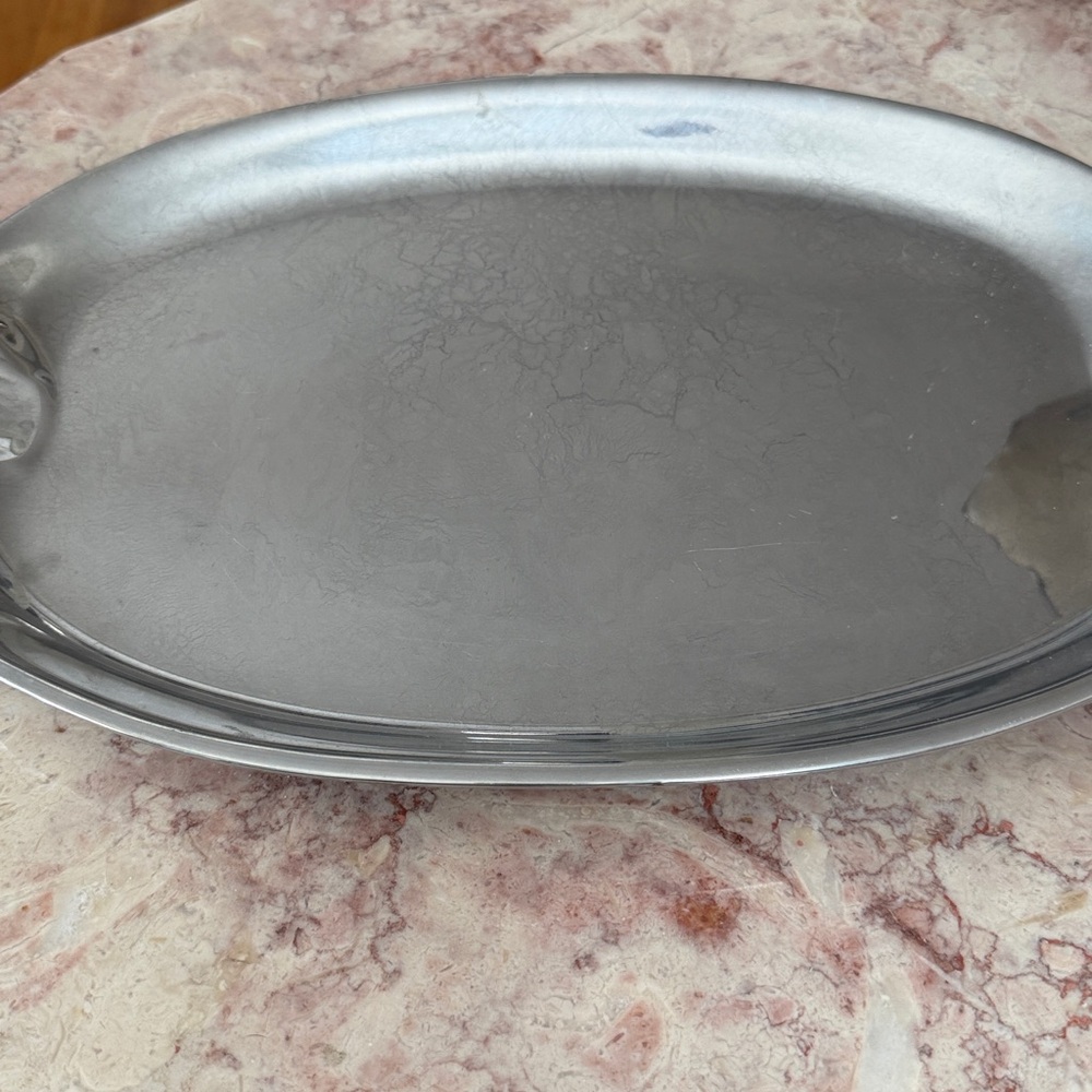 GUC~Large Wilton Armetale Silver Oval Serving Tray W/ Scalloped Detailed Edges - Picture 5 of 8